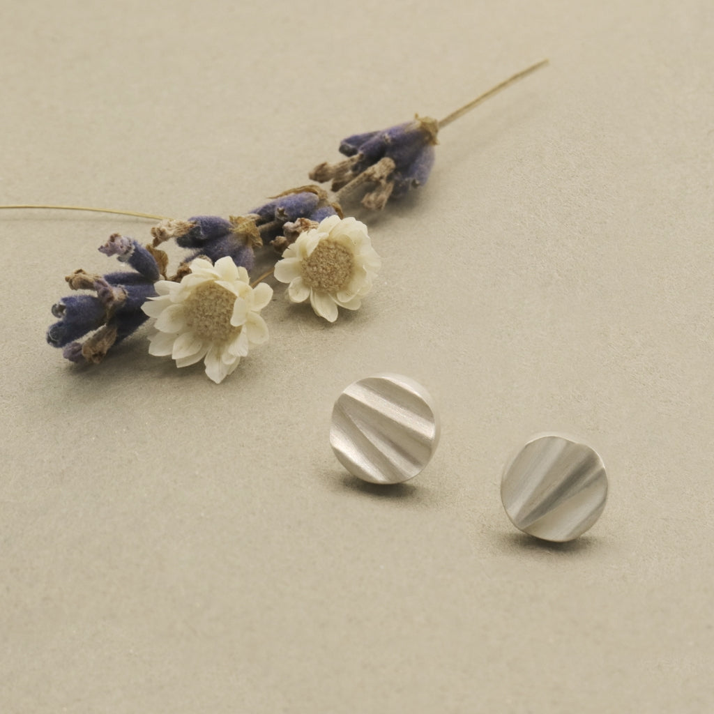 Wave - Small Circle Stud Earrings